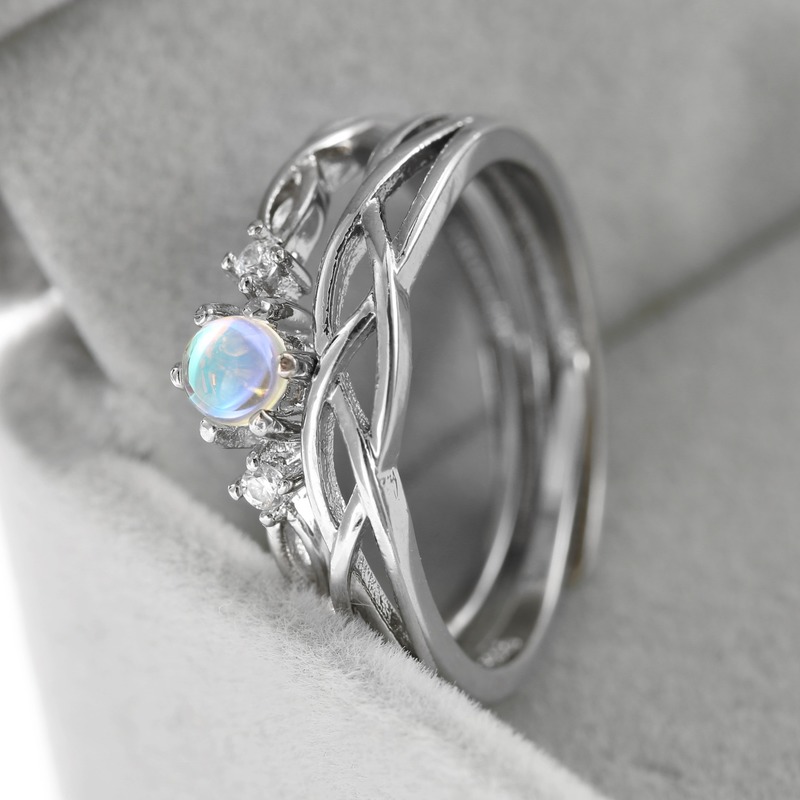 Cincin Moonstone Warna Silver Untuk Pasangan