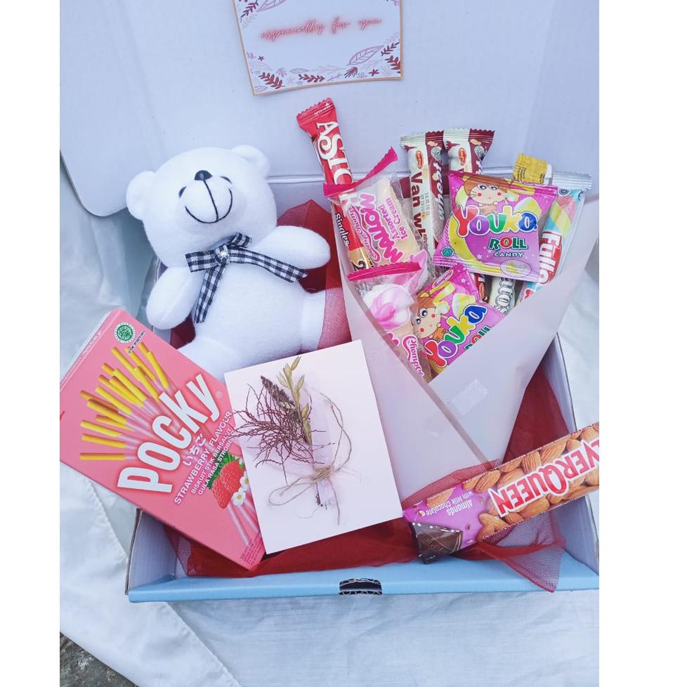 

nuu-92 Kado Ulang Tahun - Gift Box Birthday - Hampers Snack - Hadiah Ulang Tahun .,,.,.,