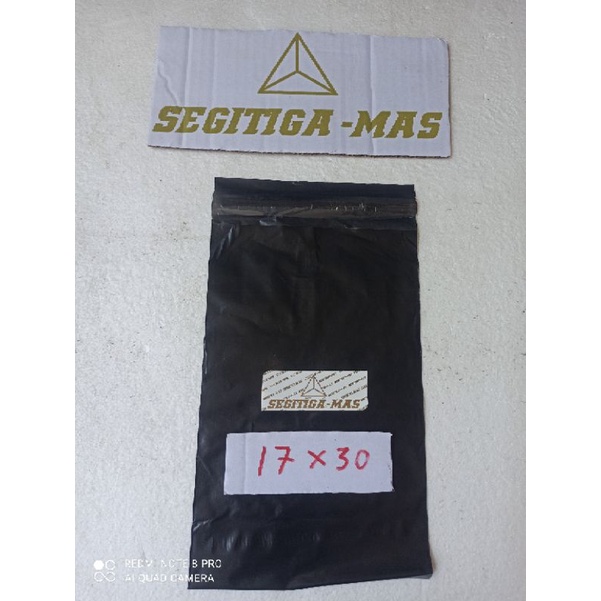 

1 Pack|100 lbr|17x30| Polymailer HITAM DOF | HD Amplop Packing Lem Seal Plastik Packing Online