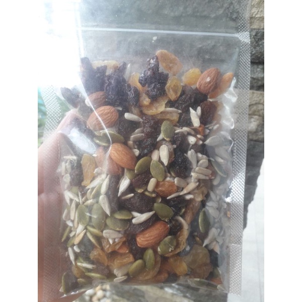 

Sekar_Shop07 Mix Nut Seed Fruit Cemilan Sehat Semarang