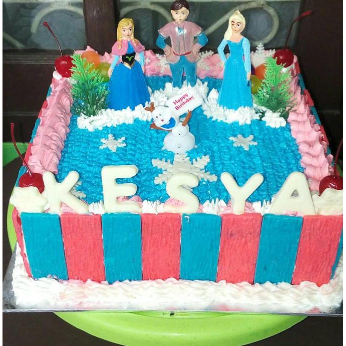 Kue Ulang Tahun Frozen Terbaru 2019 - Menghias Kue Gambar Kue Ulang Tahun Anak Perempuan Terbaru - Kebetulan kemarin anakku keysha ulang tahun maka dibuatkanlah kue ultah frozen tingkat 3 dengan model terbaru yang.