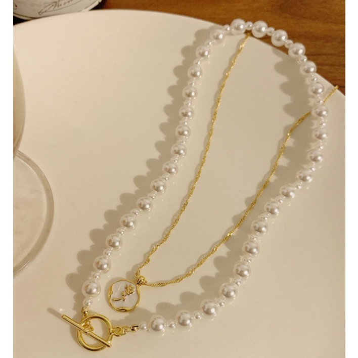 YEEZII Kalung Choker Rantai Emas Liontin Mutiara Rose Wafer Gaya Retro Untuk Wanita