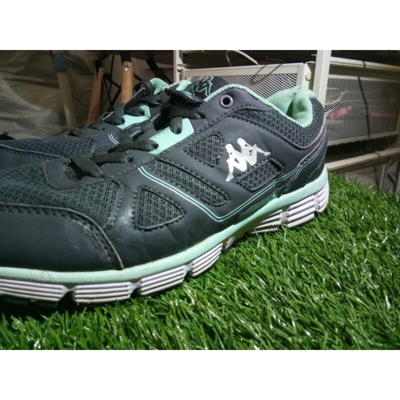 sepatu second Kappa 43