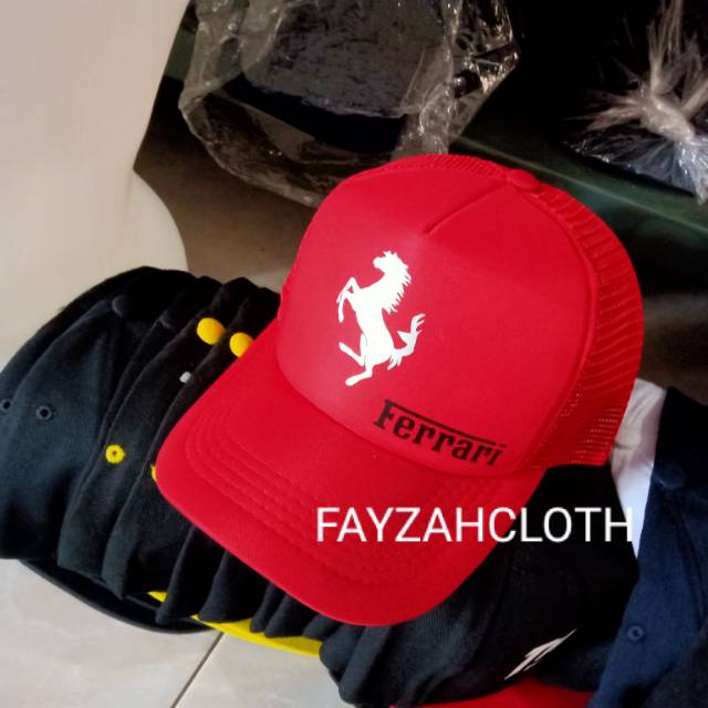TOPI TRUCKER FERRARI