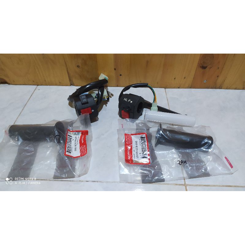 PAKET HEMAT HOLDER SAKLAR TOMBOL LAMPU MOTOR ASTREA HONDA GRAND BULUS GRAND AMPAL LEGENDA IMPRESSA