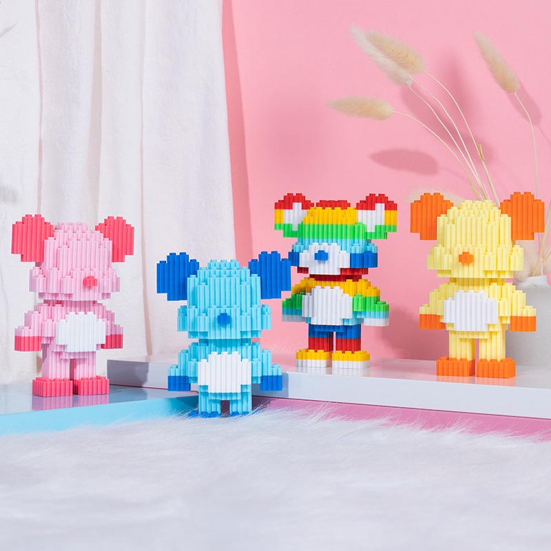 Bearbrick Mainan Balok Bangunsusun Model Lego Bentuk Beruang Untuk Hadiah Ulang Tahun Anak