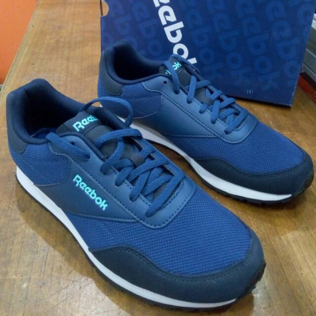 reebok casual classic