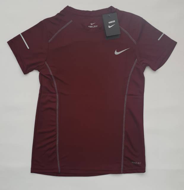 Baju fitnes lari gym olahraga 