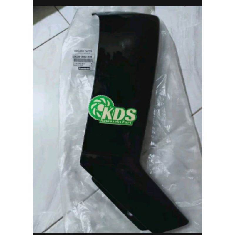 sayap luar kanan & kiri  motor Kawasaki ZX 130