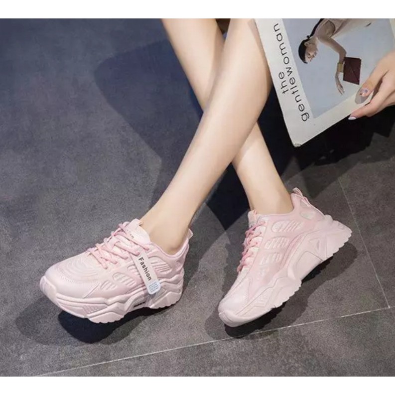 Sepatu Sneakers Wanita Casual Edition AS130