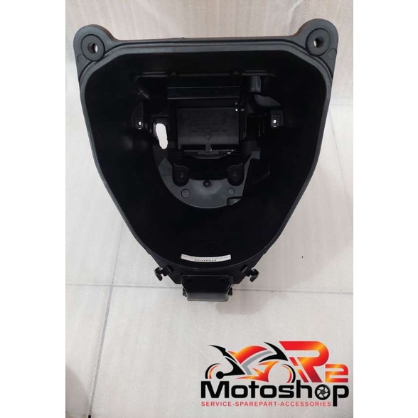 BOX BAGASI KARISMA ORIGINAL AHM 8125A-KPH-880