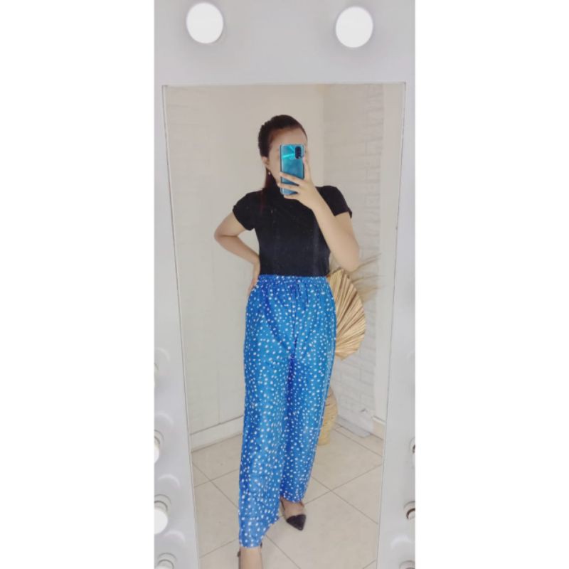 CELANA KULOT PANJANG MOTIF VOLKADOT-Biru mudah
