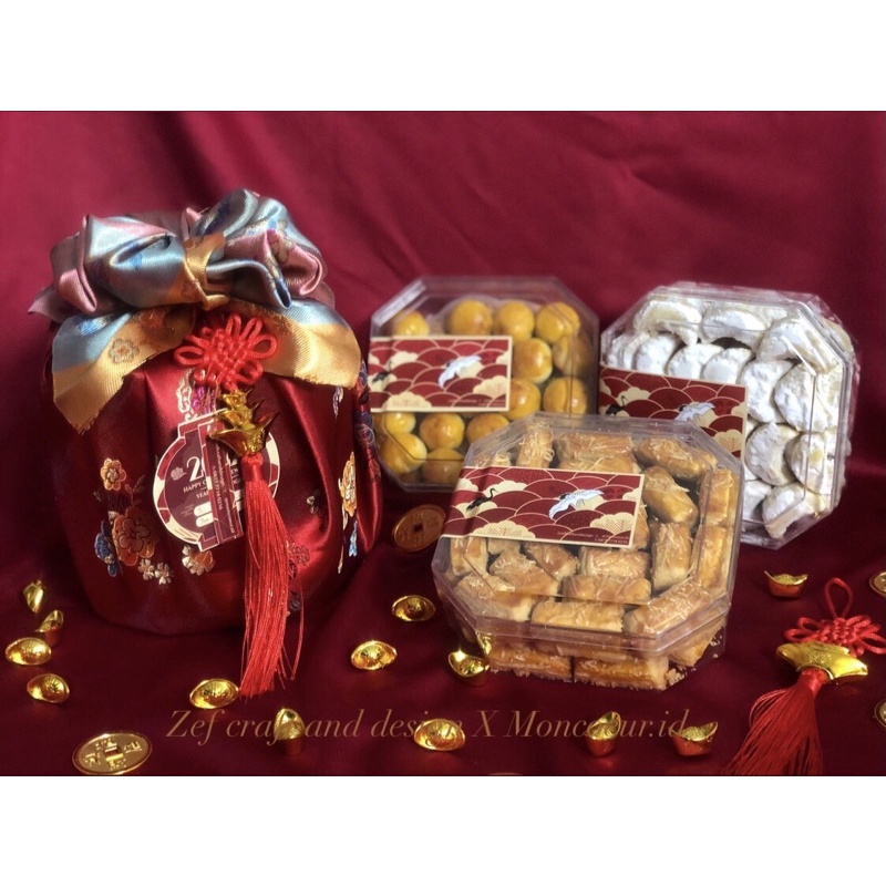 

wisdom hampers imlek chinese new year hampers gift package nastar kastangel putri salju
