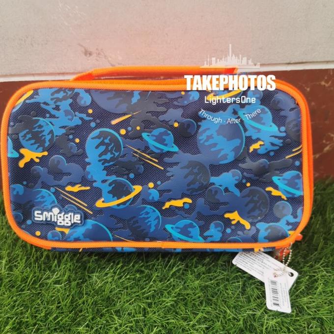 

BAYAR DITEMPAT SMIGGLE Pencil Case Planet Blue Orange/TEMPAT PENSIL AESTHETIC/TEMPAT PENSIL ANAK PEREMPUAN/TEMPAT PENSIL LUCU/TEMPAT PENSIL 3D/TEMPAT PENSIL TRANSPARAN/TEMPAT PENSIL LUCU/TEMPAT PENSIL KOREA/TEMPAT PENSIL KAIN/TEMPAT PENSIL KALKULATOR