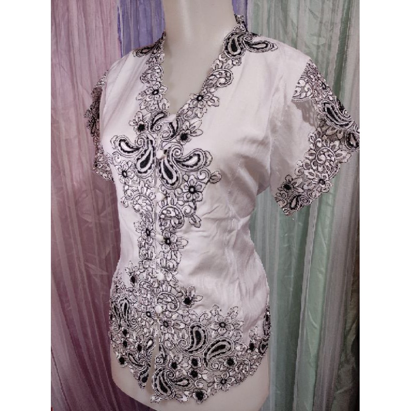 Atasan Kebaya Bordir Encim Modern Gading Putih / Kebaya Wisuda Elegan Mewah / Kebaya Kondangan Wanita Dewasa Kekinian / Kebaya Akad Nikah Terbaru Asmirandah-3