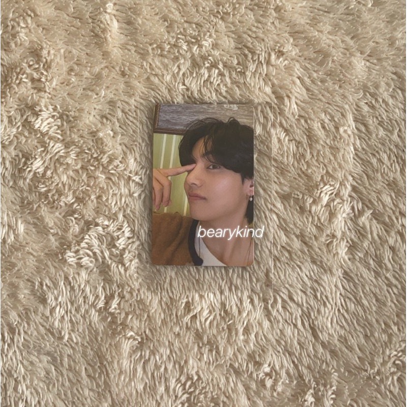Official PC ( Photocard ) Taehyung Random Be Esse