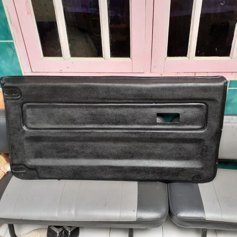 Dortime Pintu Blakang Taft & Feroza