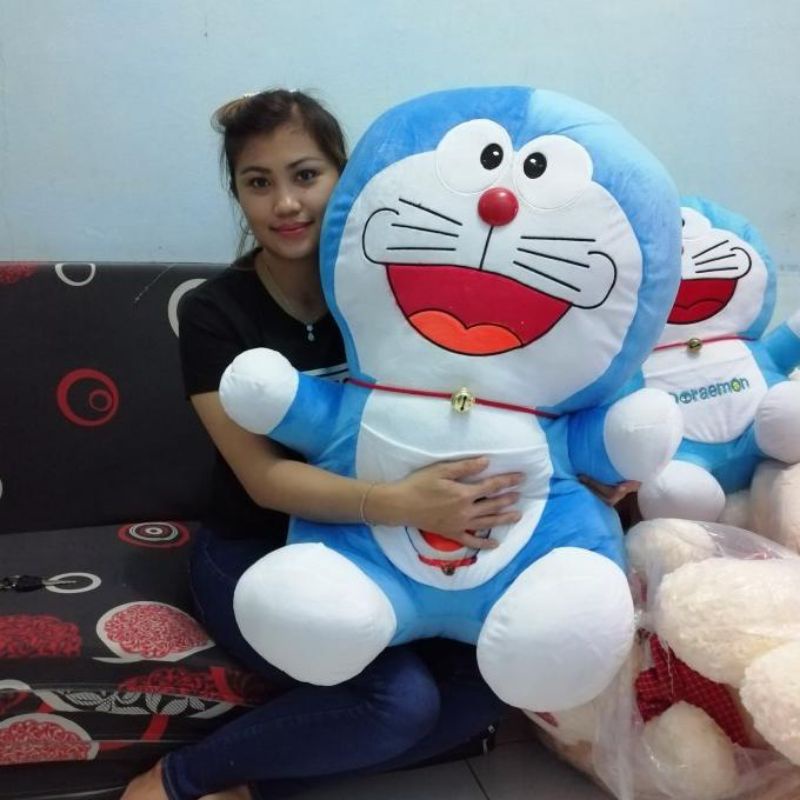 SNI ! BONEKA DORAEMON JUMBO 1 Meter GIANT untuk kado ulang tahun anak pacar teman laki perempuan pria wanita cowok cewek   gemes import ori premium original JUMBO BESAR MINI KECIL  everly.id everlyid gemoy lucu