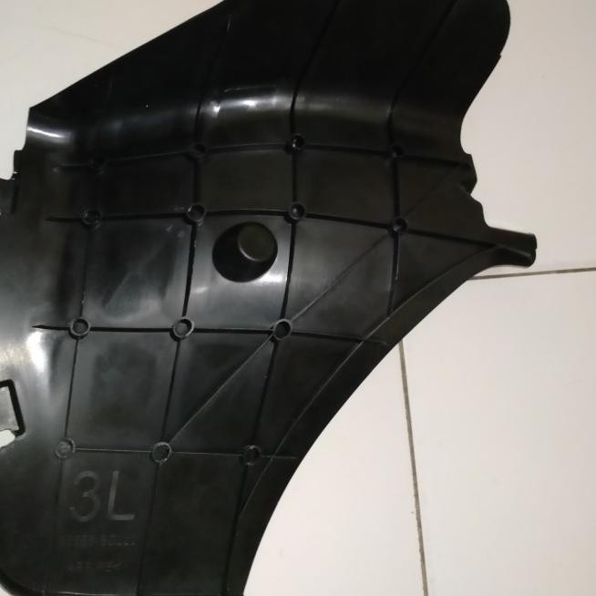 Liner Fender /Spakbor Belakang Kiri C Sigra -BZ220 .