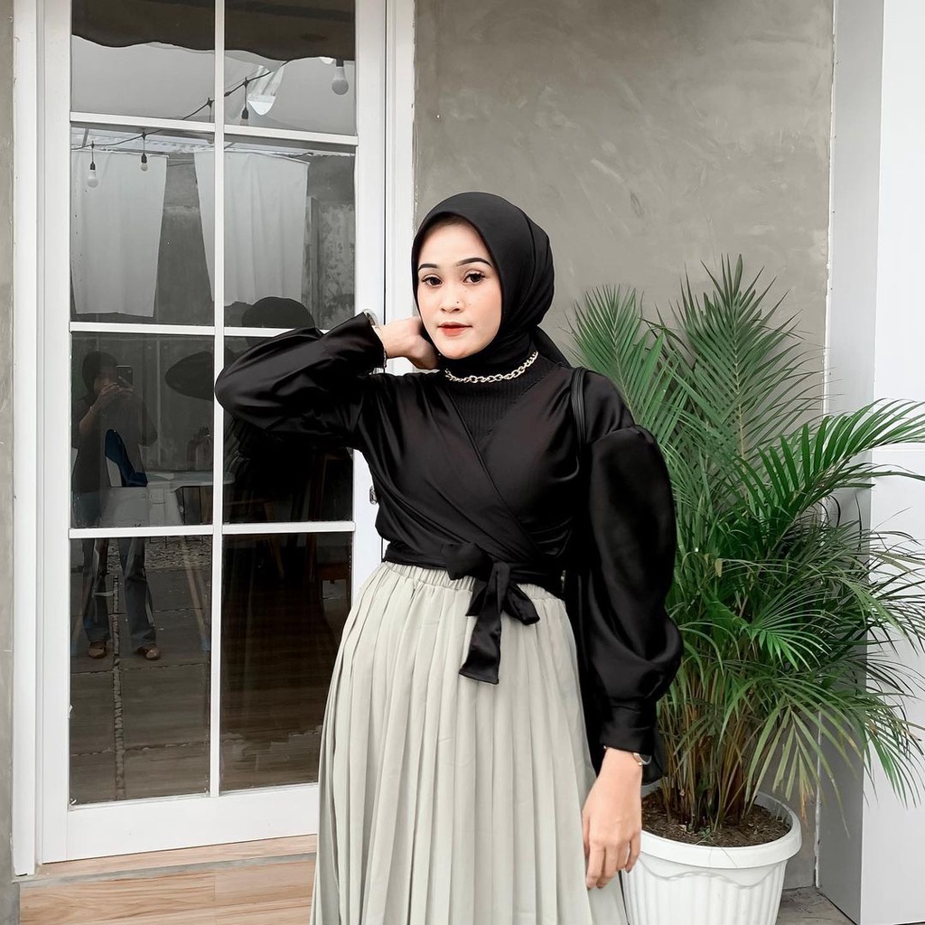 1KG MUAT 4PCS | SATIN SILKY WRAP BLOUSE HITS OOTD SELEBGRAM FASHION GROSIR MURAH WANITA TERMURAH