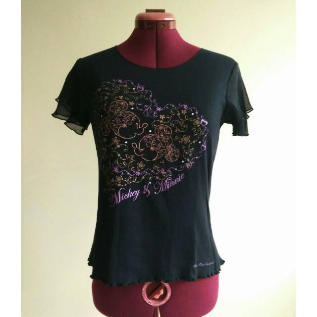 Disneyland HK|T-Shirt|Preloved