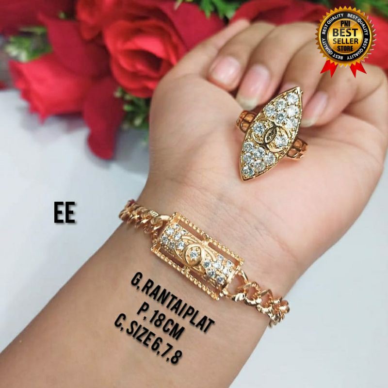 GELANG TANGAN WANITA RANTAI PLAT FREE CINCIN MOTIF CHENELL BANYAK PILIHAN MODEL DAN BENTUK NYA