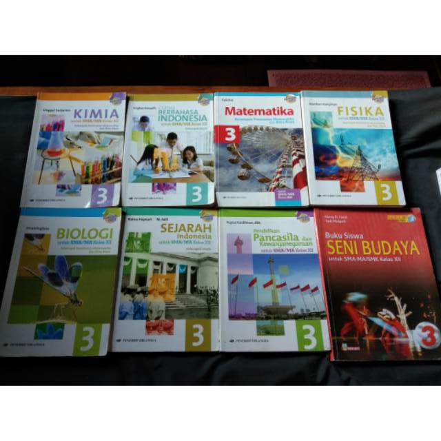 BUKU BAHASA INDONESIA BEKAS KELAS 12 SMA ERLANGGA