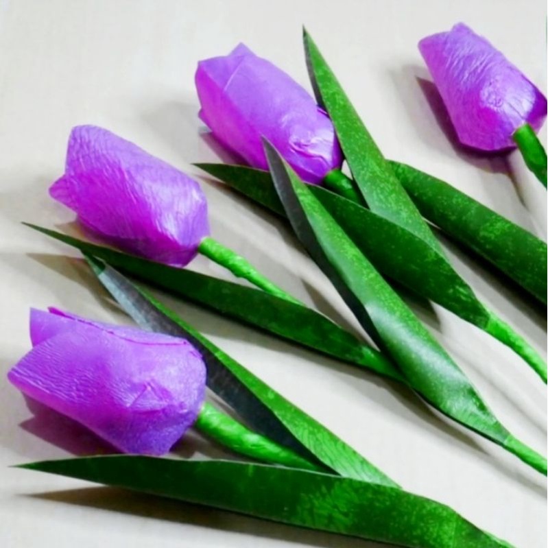 [bunga plastik kresek] tulip pertangkai warna ungu dari plastik kresek