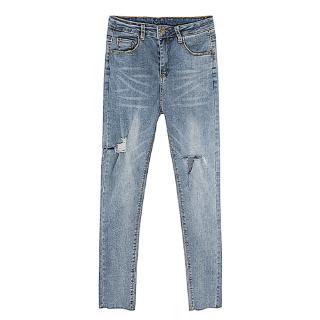 Celana Jeans Wanita Model High Waist dan Ripped dengan Celana Jeans Wanita Model High Waist dan Ripped dengan