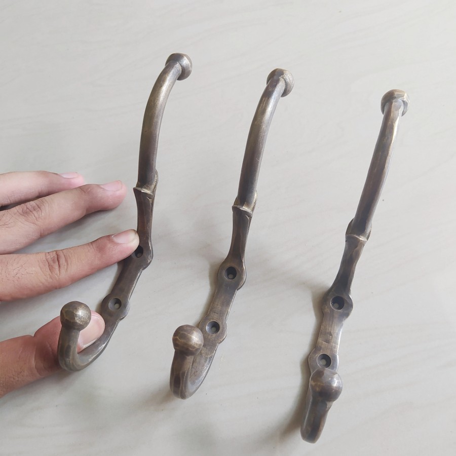 Gantungan Baju / Gantungan Topi / Kapstok Kuningan Motif Banyak / Kapstok kuningan antik