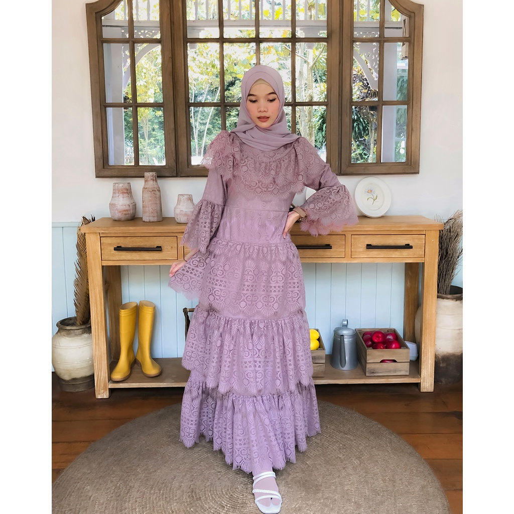 DAHAYU DRESS BYGIAGIO baju kondangan gaun akad simple gaun wedding pernikahan baju muslim putih gaun lamaran elegan pakaian wanita pesta elegan fashion korea dres lebaran cantik anggun mewah nyaman gaun vintage fashion dress bahan lace brokat furing tebal