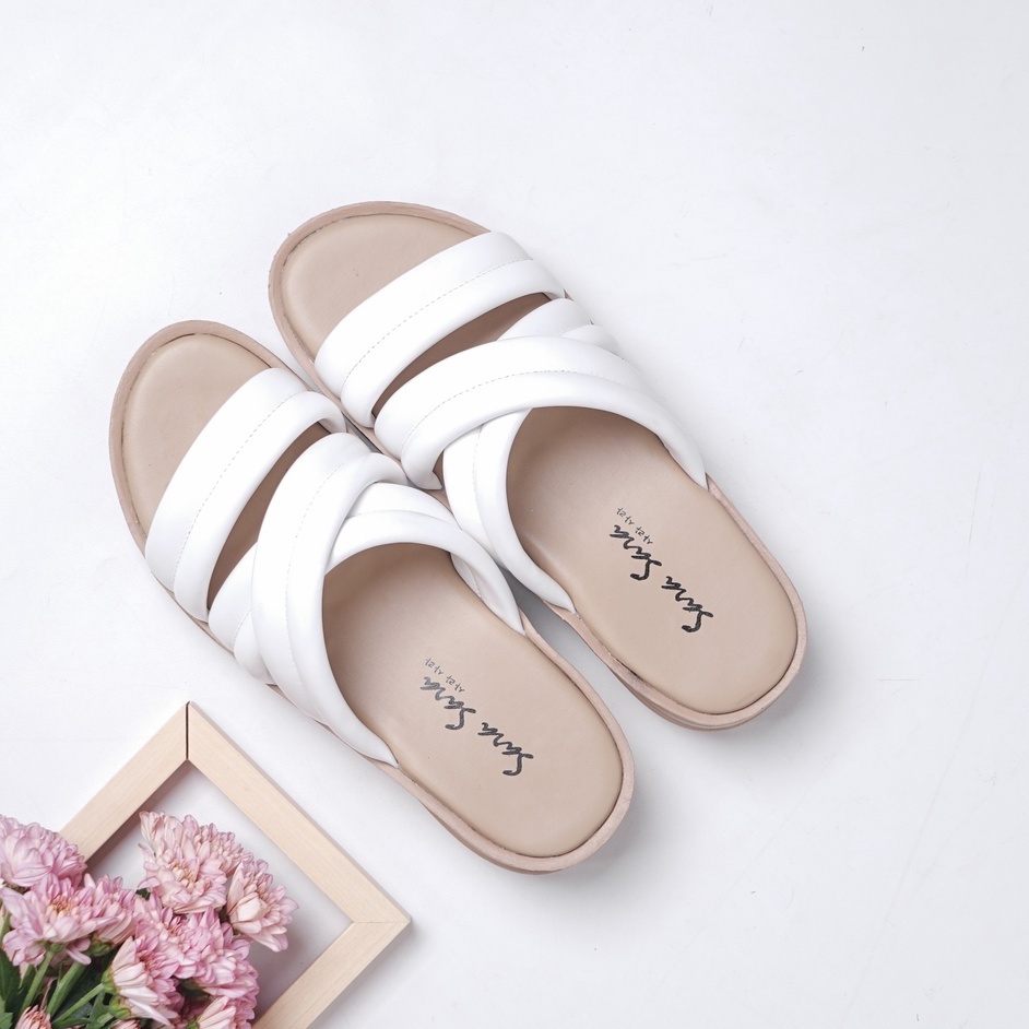 Sara Sara DEKA Sandal Wedges Wanita Kekinian Sendal Slop Cewek Casual Hak Platform Terbaru