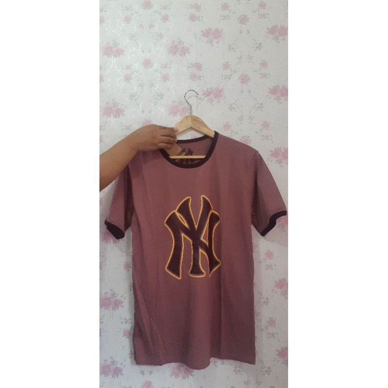 kaos T-Shirt U-Right Unisex