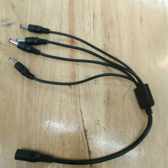 Kabel cumi cabang 4 untuk sambung adaptor 1to 4