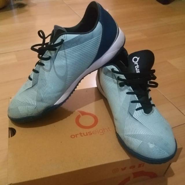 Sepatu Futsal Ortuseight Prodigy In (sky blue navy white)