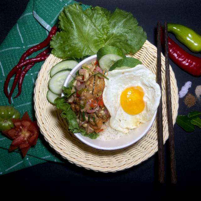 

Nasi jeruk chicken popcorn with sambal matah