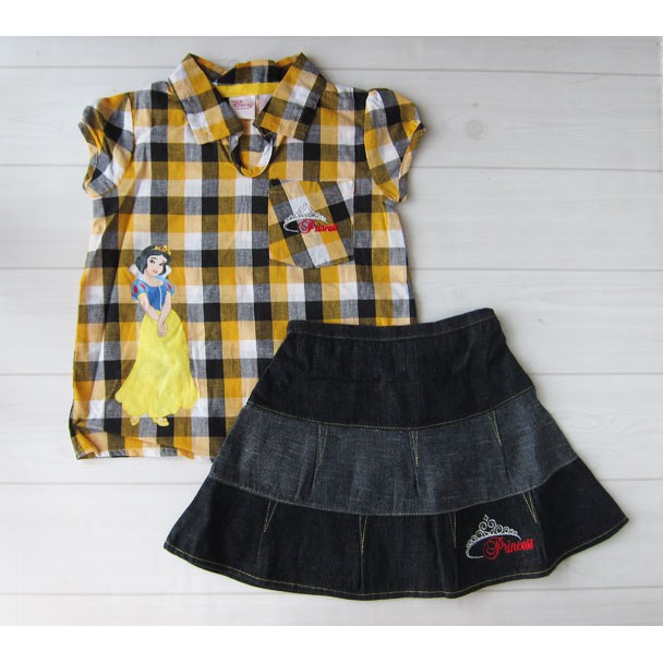 

bc5893 stelan disney snowhite kotak yellow(1pak 6pcs)