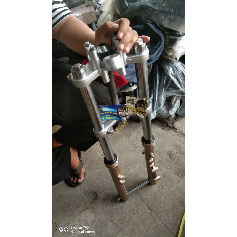 SEKOK SHOCKBREAKER DEPAN NINJA RR GORILLA SET SEGITIGA ATAS BAWAH R OLD PNP CB GL MP TIGER