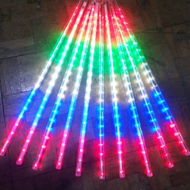 8.8 Pesta Diskon / Lampu meteor isi 8-10batang led warna warni 50cm