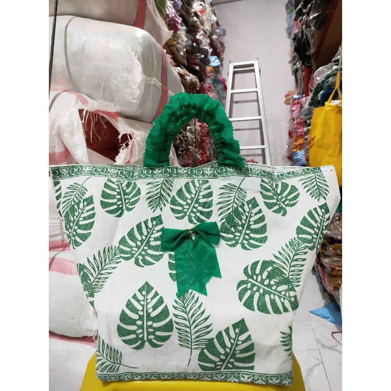 Tas hajatan Renda motif Daun uk.22x22