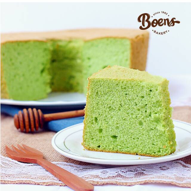 BOENS BAKERY Kue Sifon Chiffon Cake Aneka Rasa Pandan BOENS BAKERY Kue Sifon Chiffon Cake Aneka Rasa Pandan