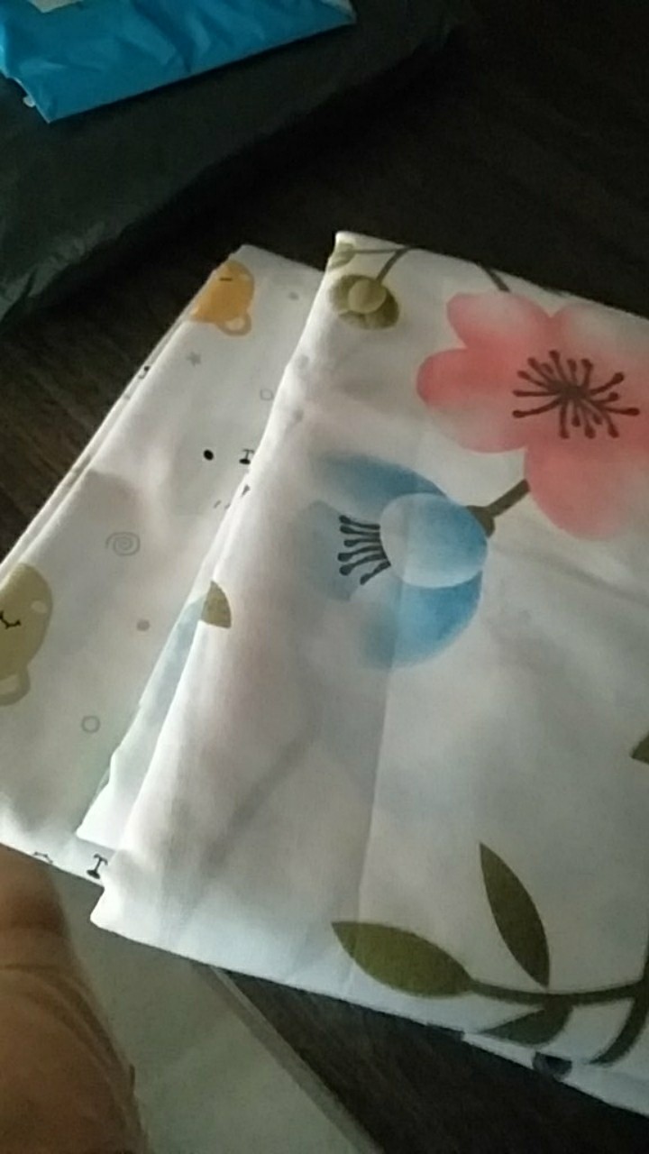 Amazone -kain Sprei Katun Lokal Meteran Carlotta