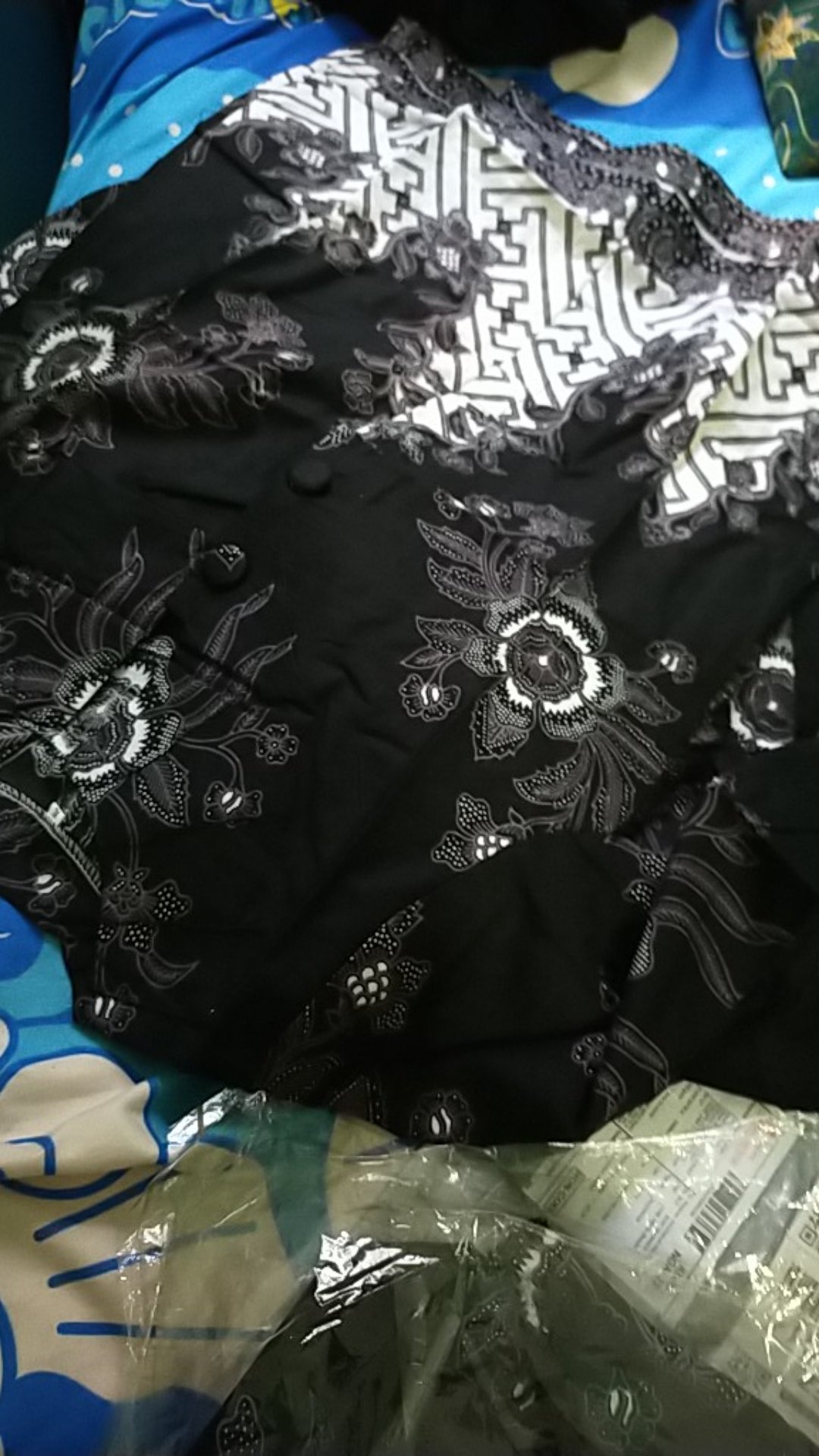 Maura Couple Sania Ruffle Batik Couple Ori .