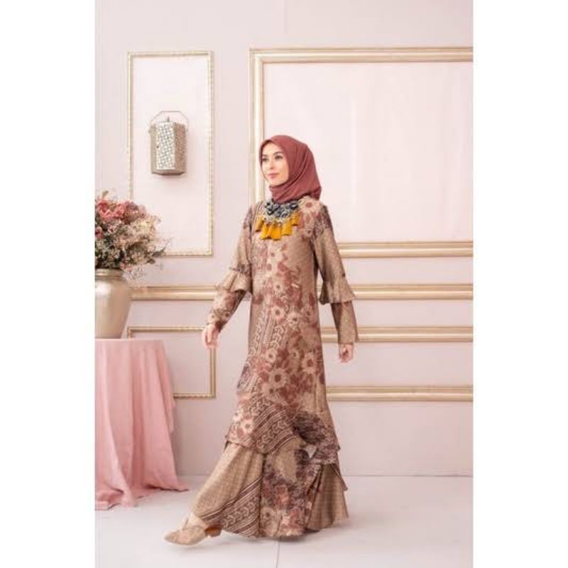 Elena Dress by Wearing Klamby -  Sienna (Major Defect)