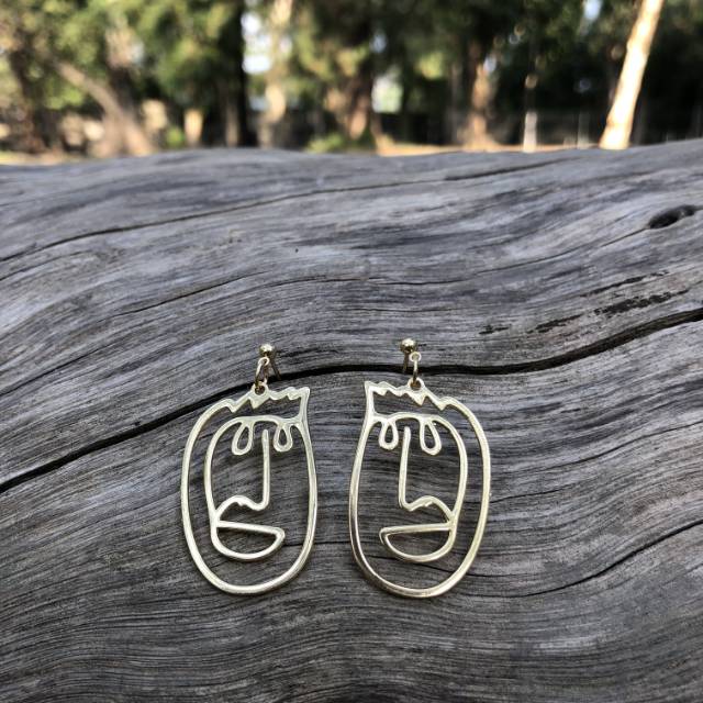 ARTEMIS / Anting Fashion