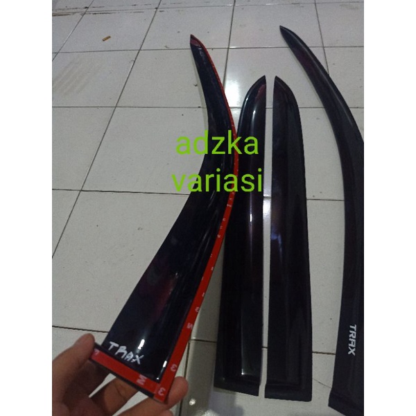 Talang air mobil chevrolet trax slim 3m