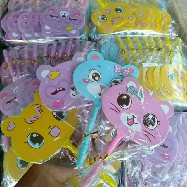 ISI 100 PCS SOUVENIR PERNIKAHAN PULPEN KIPAS KARAKTER KEMASAN PLASTIK