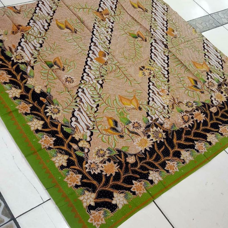 Batik solo motif parang kembang  hijau