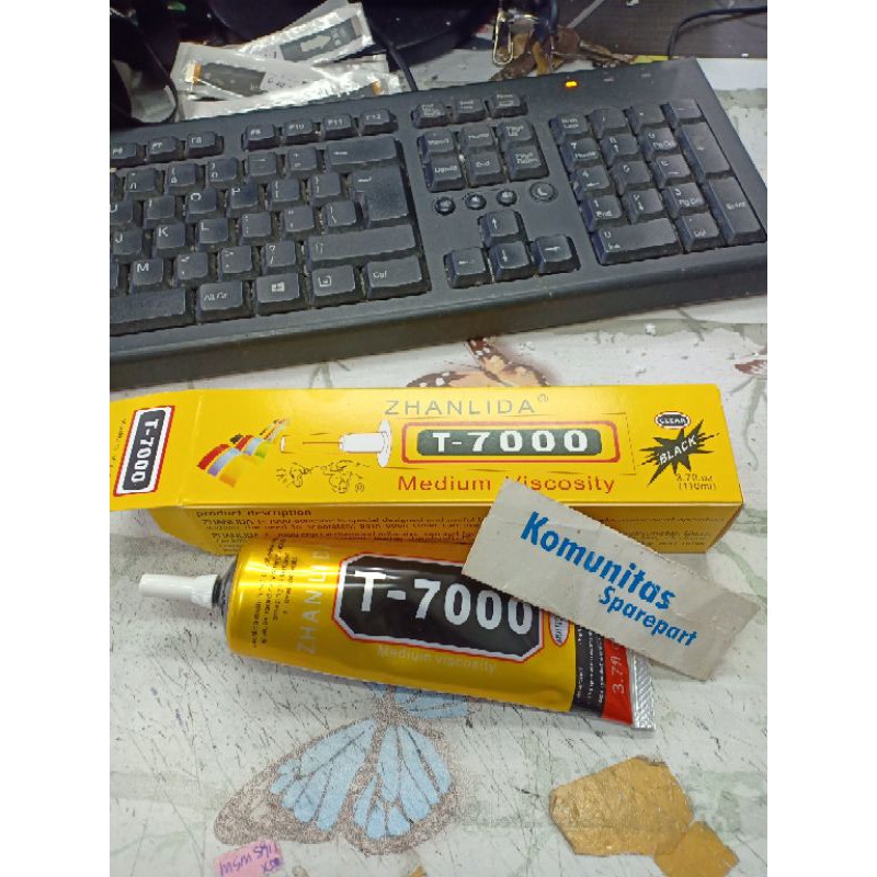 

LEM T7000 110 ML HITAM