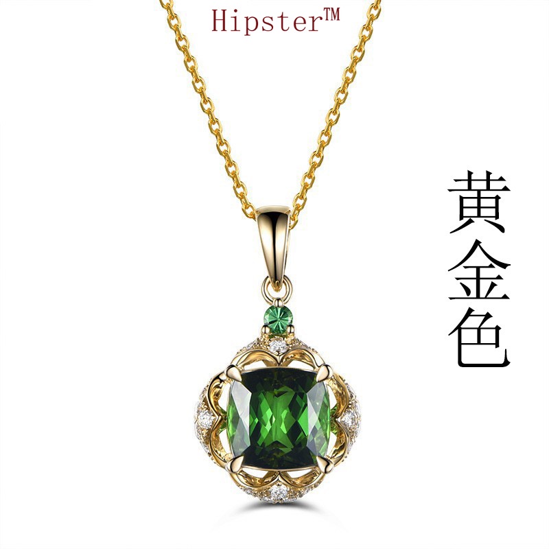 Classic Fashion Atmospheric Square Diamond Natural Green Crystal Pendant Gold Necklace